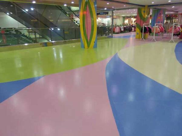 北方安装地暖的地面适合铺装PVC塑胶地板(图1) 北方安装地暖的地面适合铺装PVC塑胶地板(图1)
